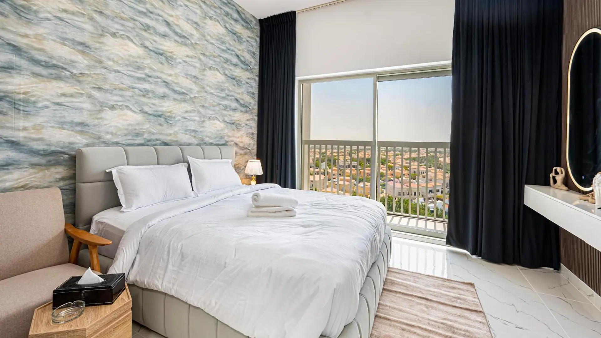 Chic Urban Retreat Immerse Yourself In Comfort Dubai